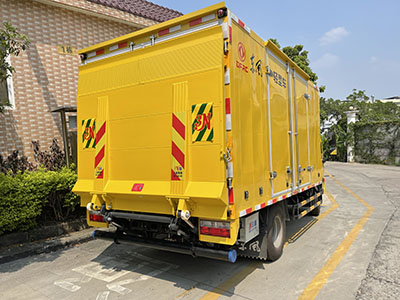 4.2米冷藏車尾板，為冷鏈物流保駕護航的堅固利器